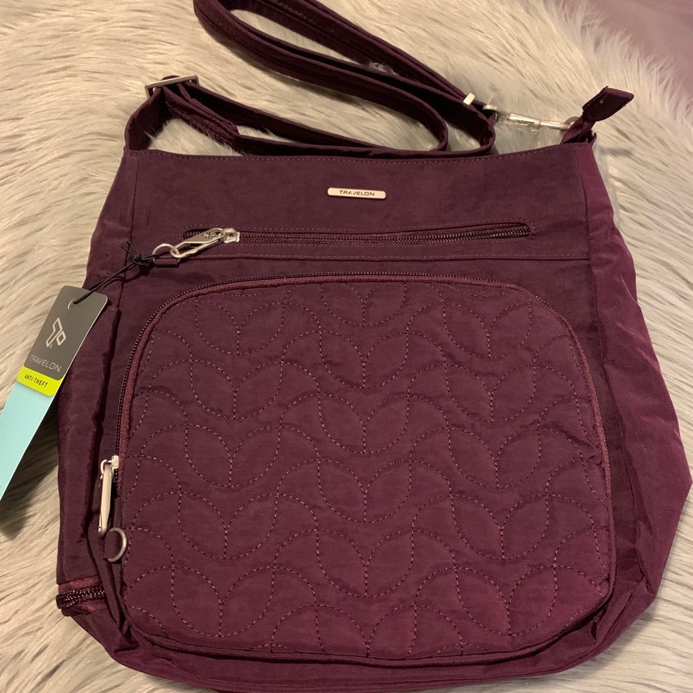 NWT Travelon Anti Theft Crossbody Bag